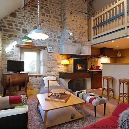 La Cage Aux Oiseaux Bed & Breakfast La Lande-de-Goult Dış mekan fotoğraf